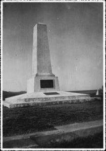 Sidi_Bou_Othmane_Monument_aux_morts